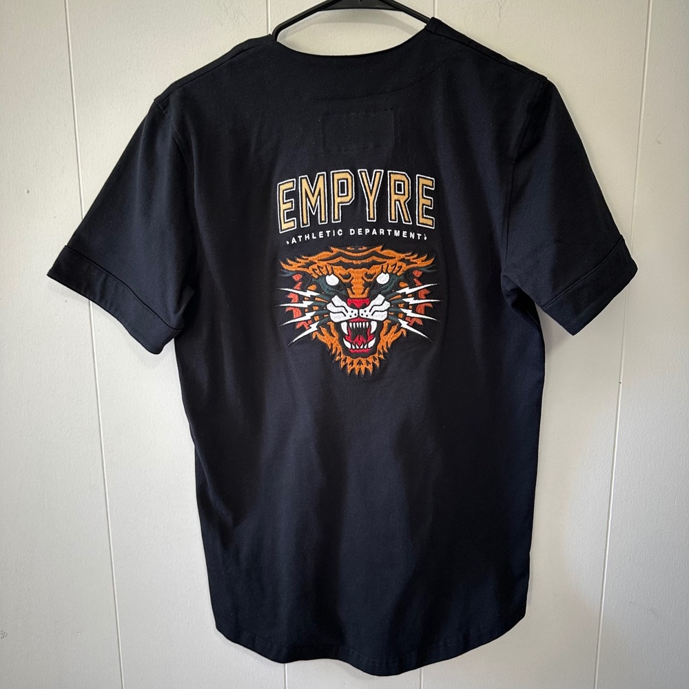 EMPYRE Black Baseball Jersey Tiger Graphic Embroidered Men's‎ S